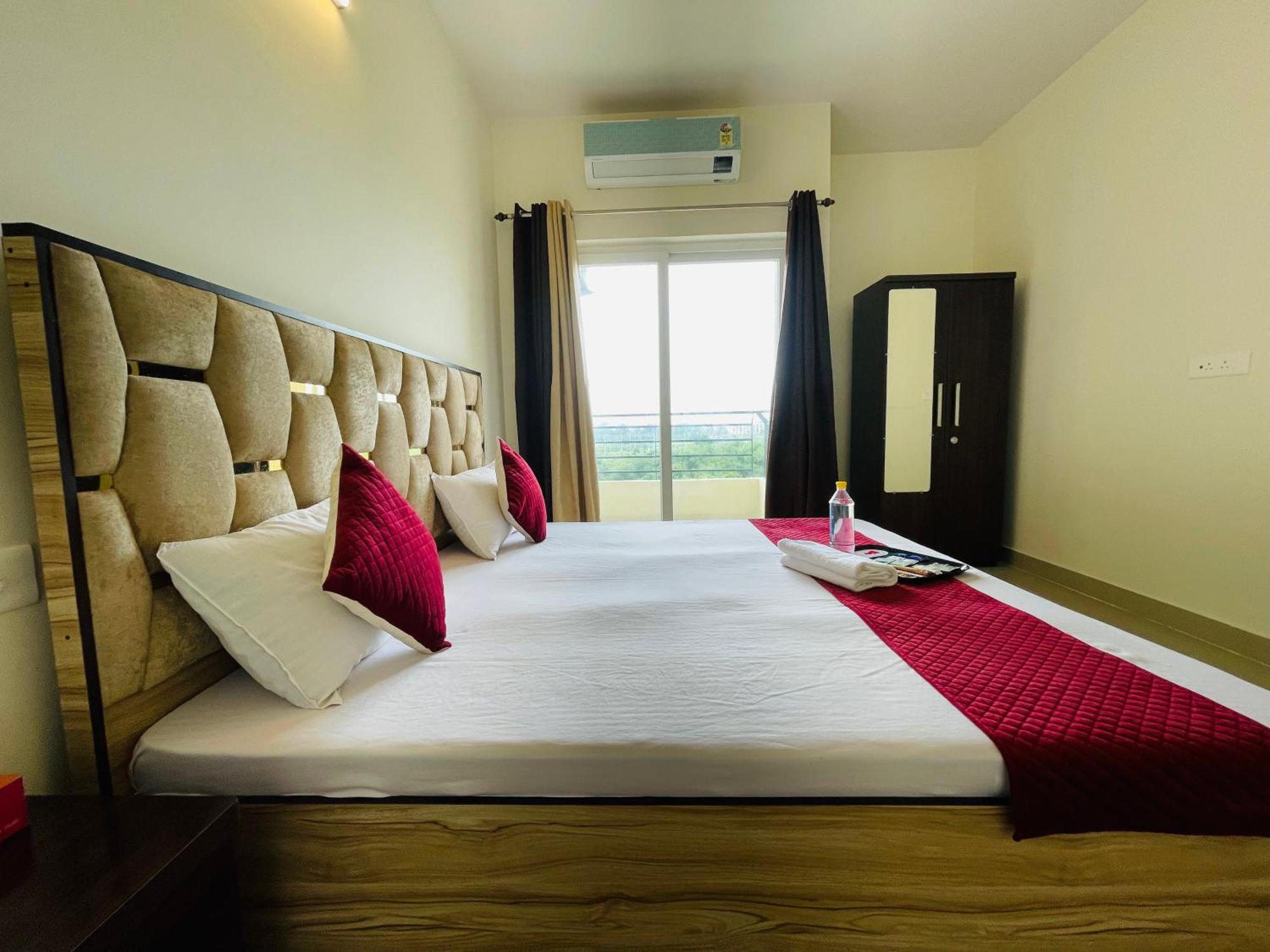 Atulyam Stays Sushant Golf City Lucknow Eksteriør bilde