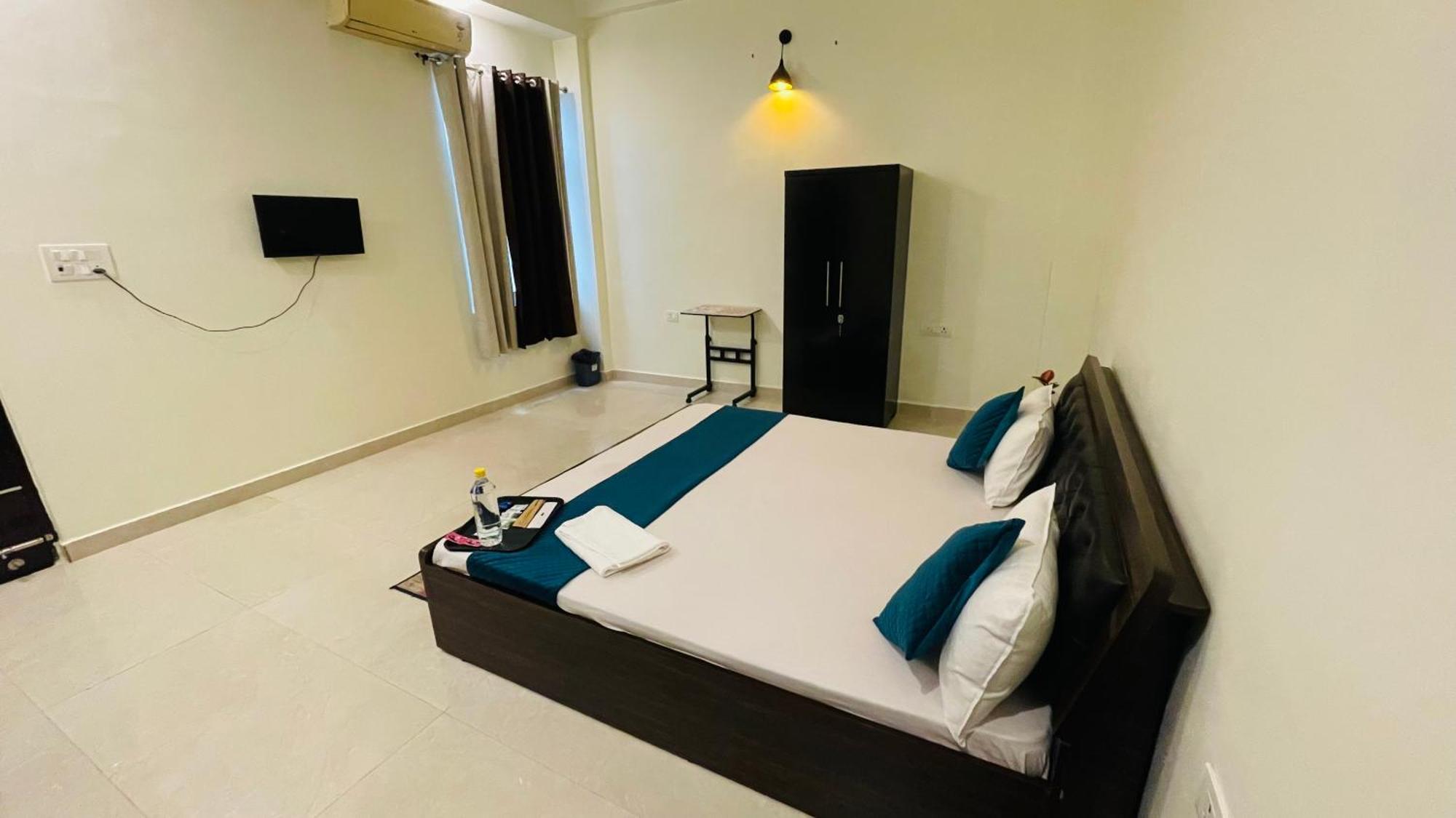 Atulyam Stays Sushant Golf City Lucknow Eksteriør bilde