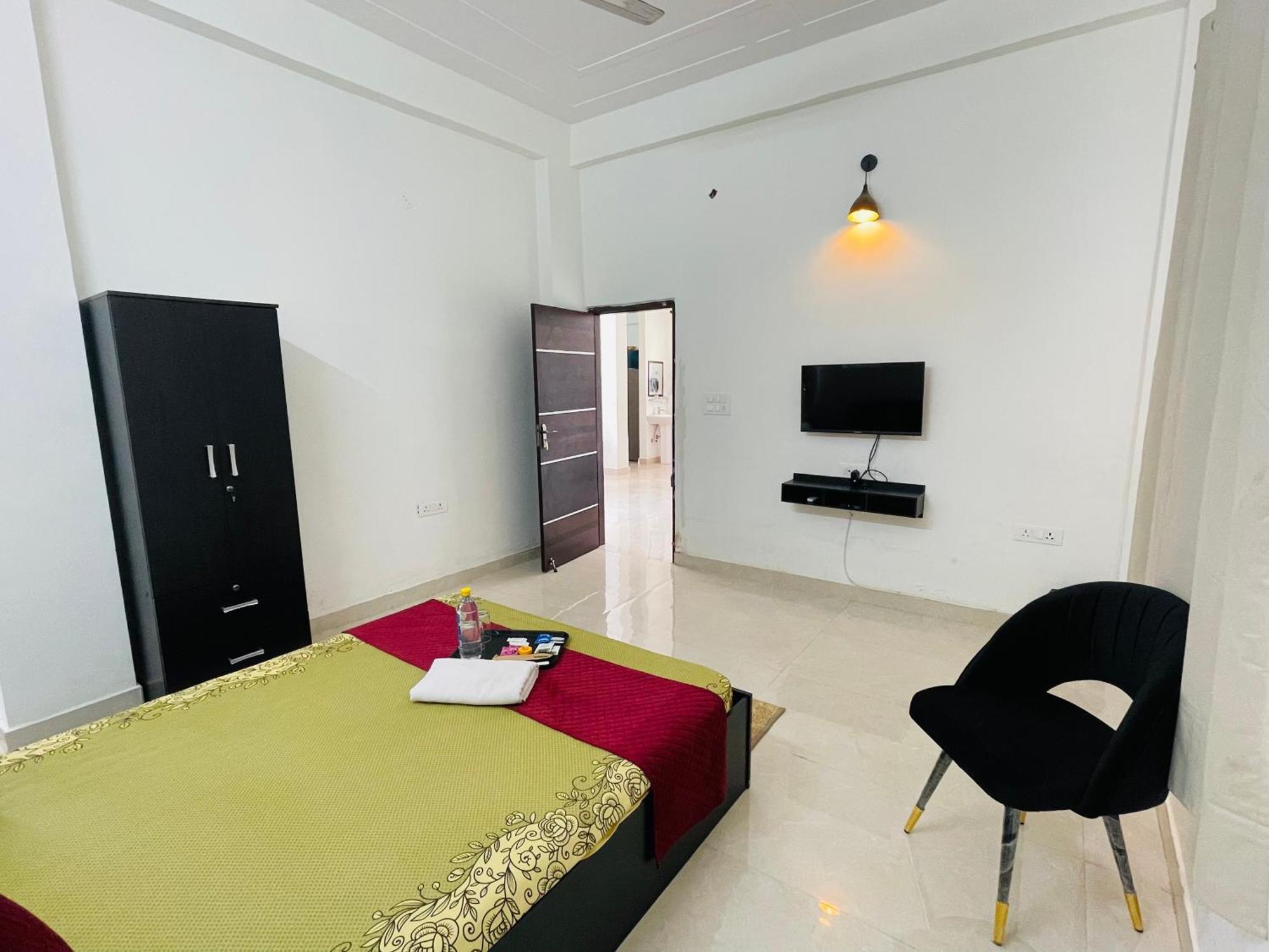 Atulyam Stays Sushant Golf City Lucknow Eksteriør bilde