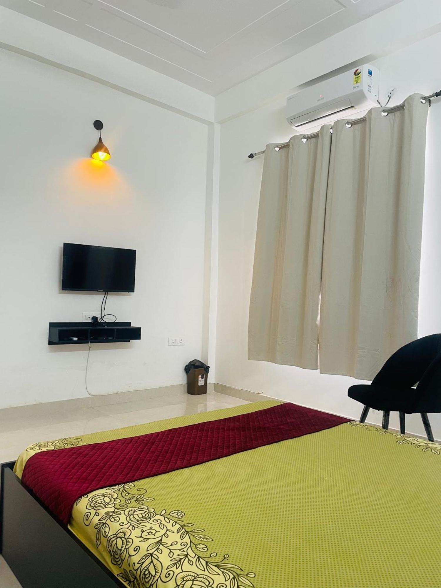 Atulyam Stays Sushant Golf City Lucknow Eksteriør bilde