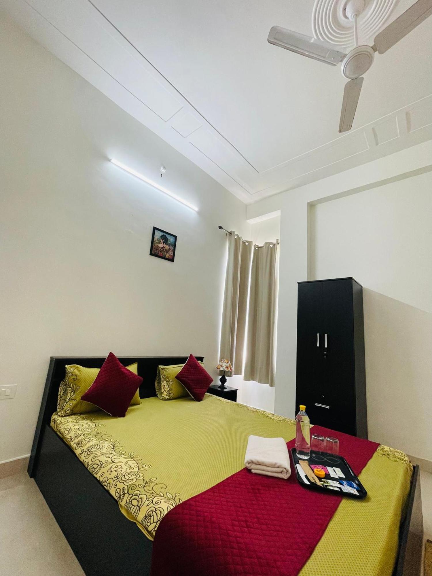 Atulyam Stays Sushant Golf City Lucknow Eksteriør bilde