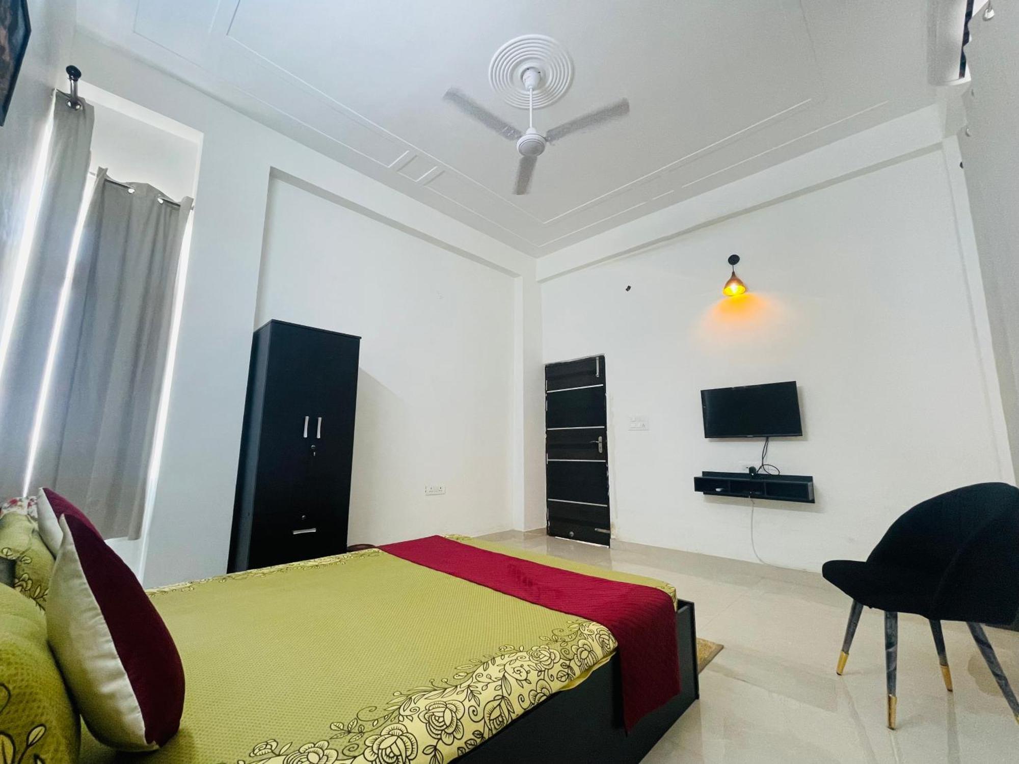 Atulyam Stays Sushant Golf City Lucknow Eksteriør bilde