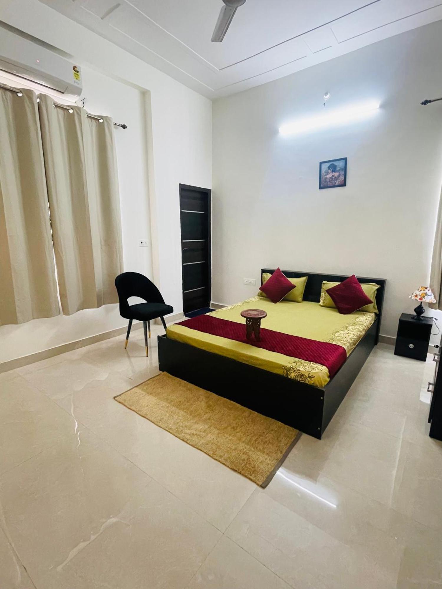 Atulyam Stays Sushant Golf City Lucknow Eksteriør bilde