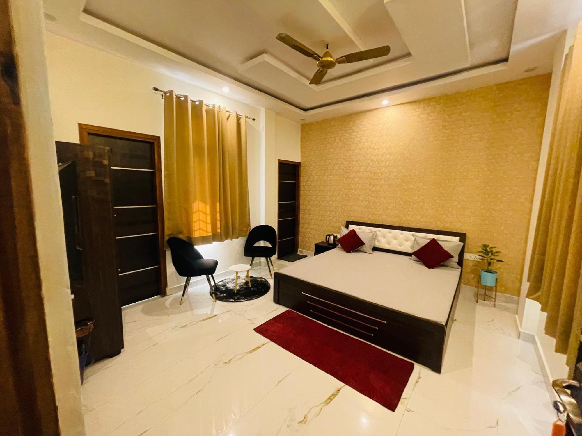 Atulyam Stays Sushant Golf City Lucknow Eksteriør bilde