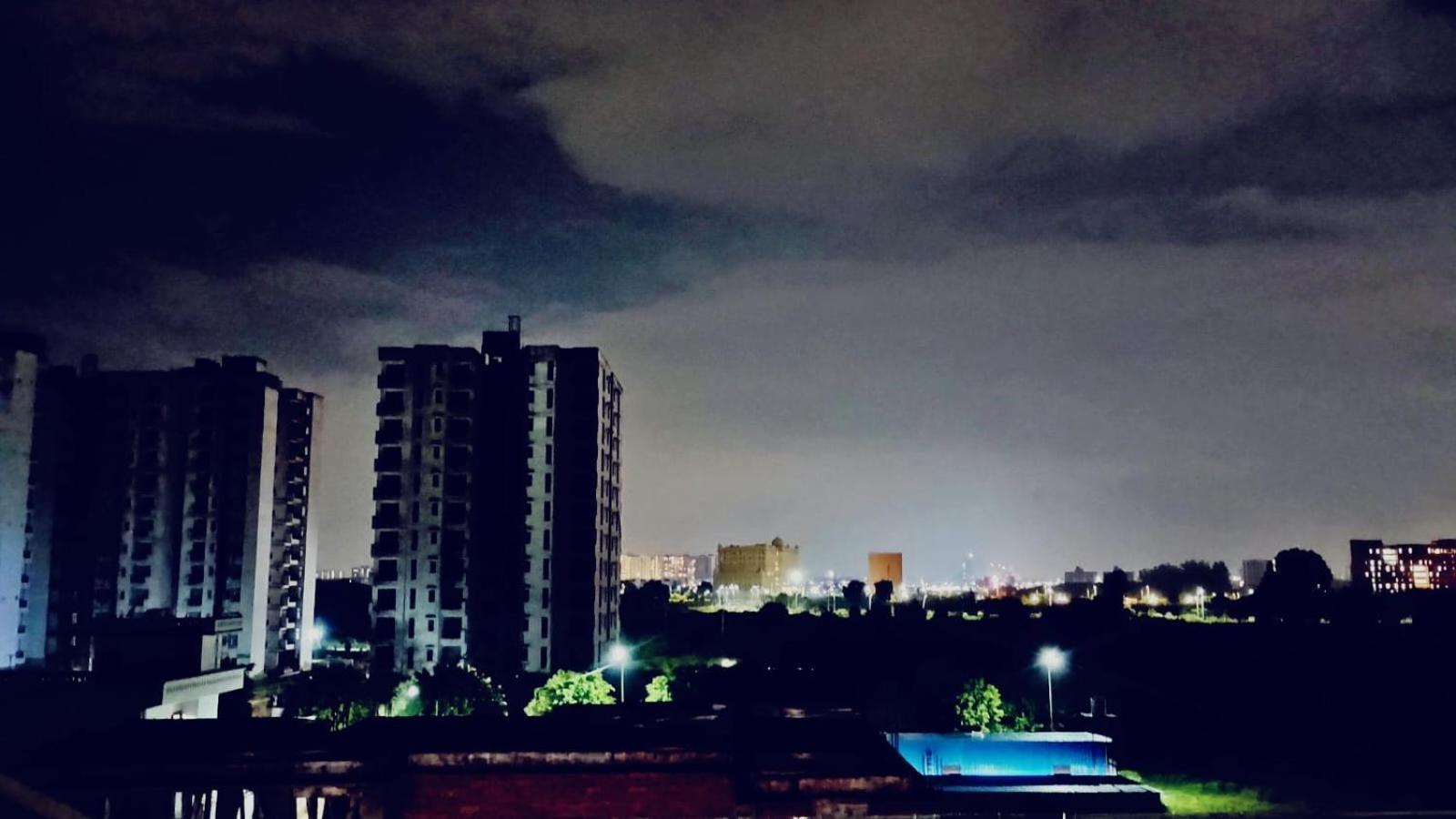 Atulyam Stays Sushant Golf City Lucknow Eksteriør bilde