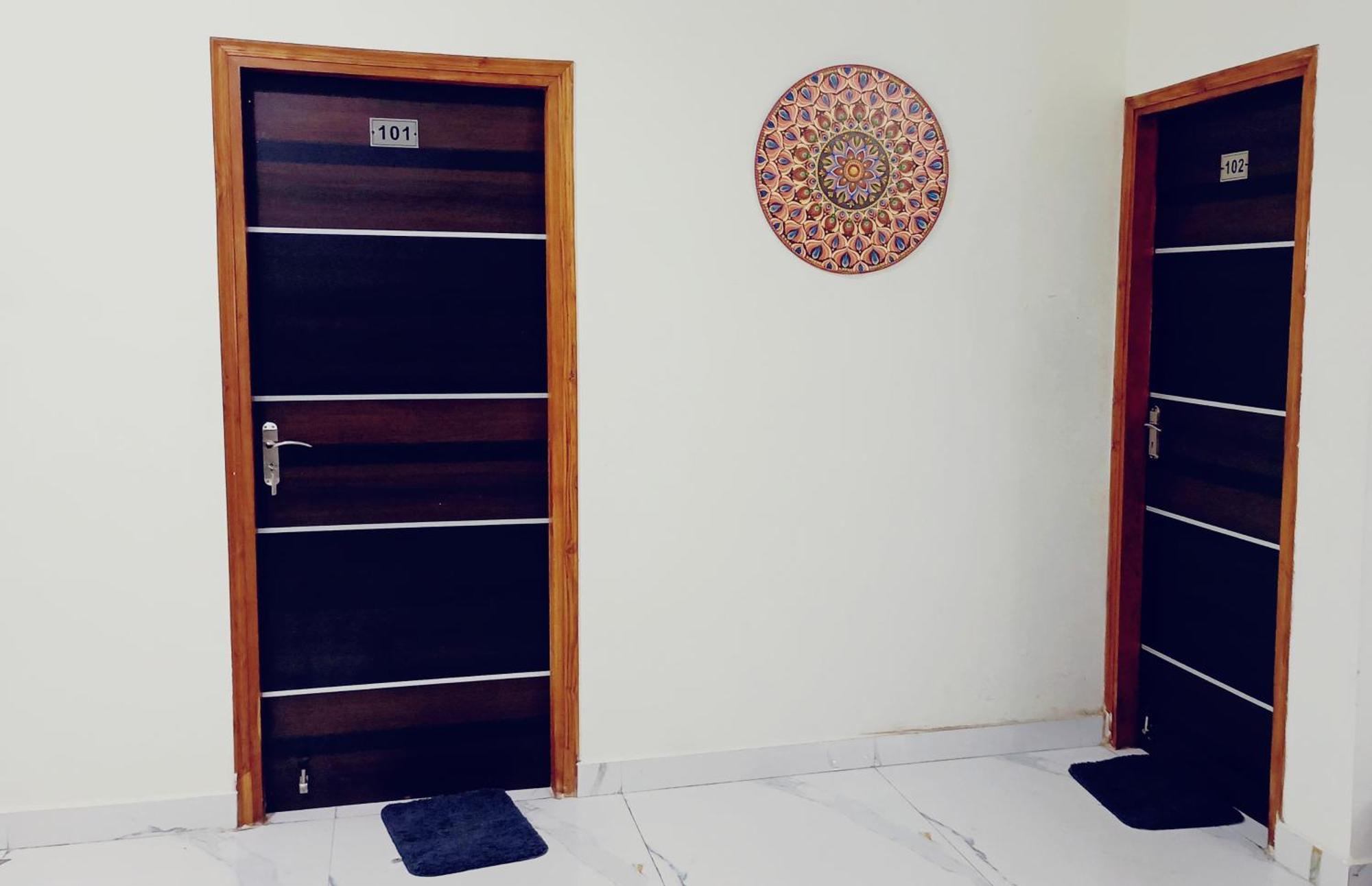 Atulyam Stays Sushant Golf City Lucknow Eksteriør bilde