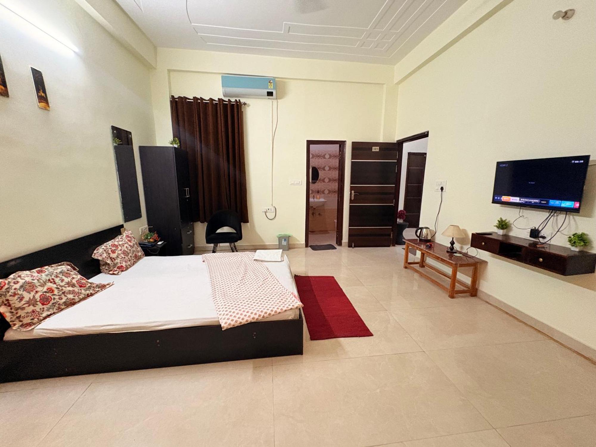 Atulyam Stays Sushant Golf City Lucknow Eksteriør bilde